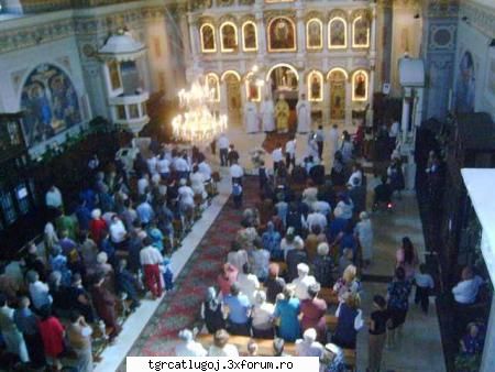 cam atatia au fost ... hramul catedralei din lugoj 19.06.2005