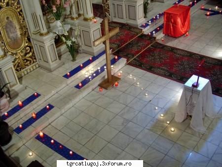 din partea stanga ... 20 aug:seara de veghe in comuniune cu tinerii de la koln