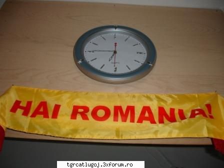 destul de sugestiva poza: ceva de genu: hai romania, e vremea sa te sistemul romanesc