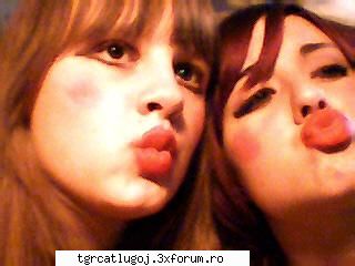 POZE SI INTAMPLARI FUNNY!! :) - Soo....eu si prietena mea jessica o dam pe - ARHIVA ACESTUI FORUM